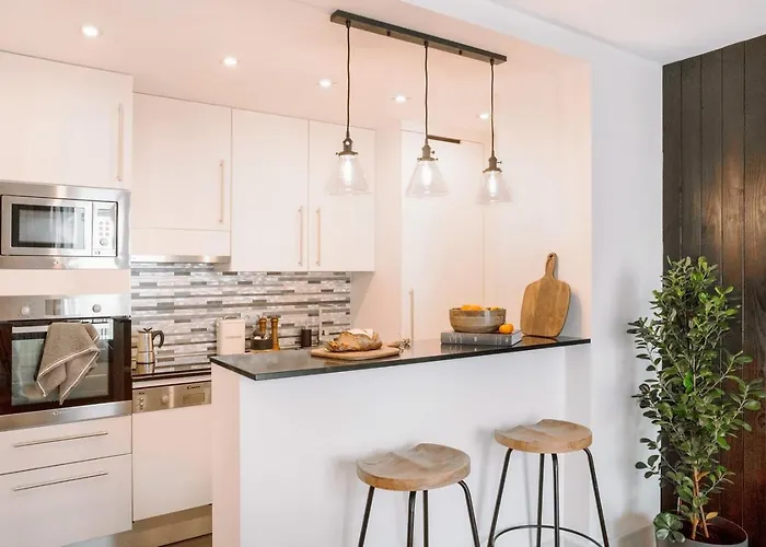 Marcos - 2 Et Balcon A Batignolles Lägenhet
